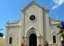 invasão igreja católica