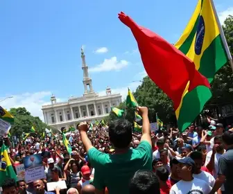comício em Porto Seguro